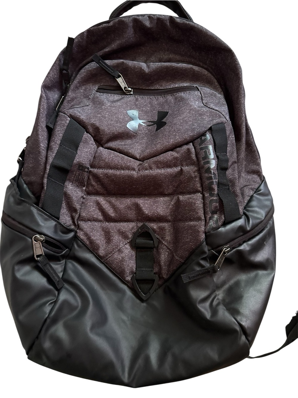 Under Armour Men’s Black/Gray Backpack Zip Closure Padded Straps Inner Pockets